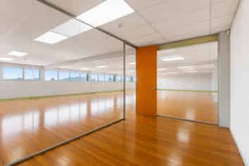 Freehold in Prime Location 