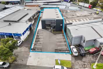 Freehold in Prime Location 