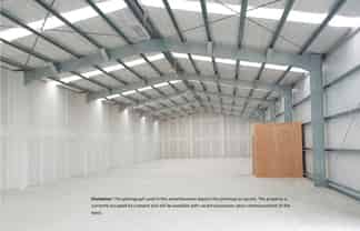 Versatile 600 m2 Industrial Warehouse