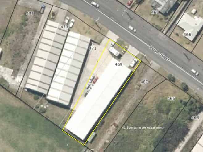 Versatile 600 m2 Industrial Warehouse