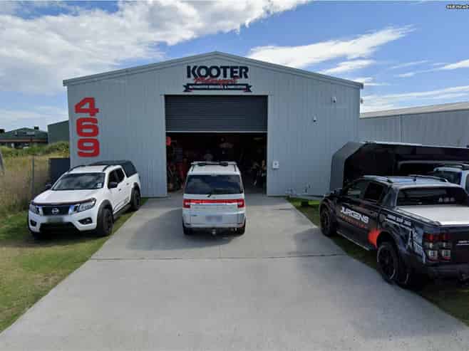 Versatile 600 m2 Industrial Warehouse