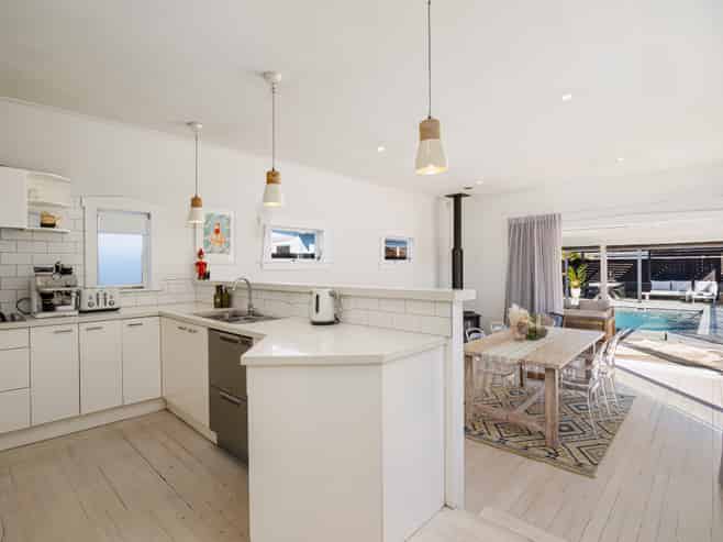 6 Verona Avenue, Mount Albert