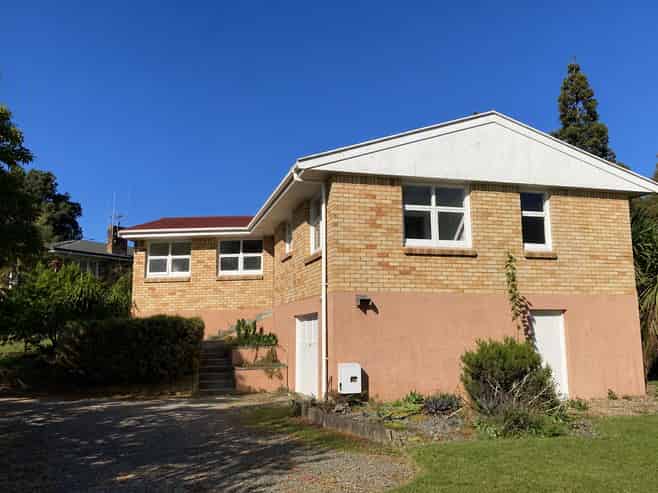 60 Flynn Road, Hillcrest