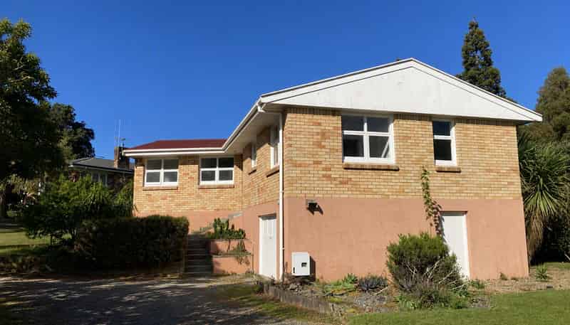 60 Flynn Road, Hillcrest
