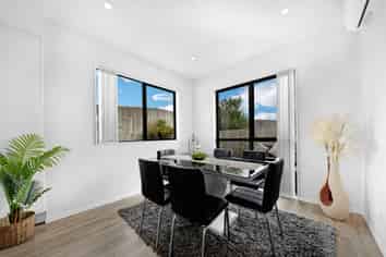 12/60 Kelman Road, Kelston