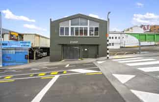 Flexible occupier opportunity next to CRL Station