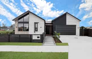 5 Meadows Drive, Clevedon