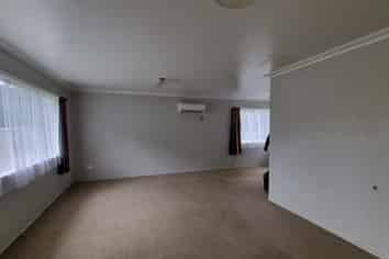 24B Gordon Road, Western Heights