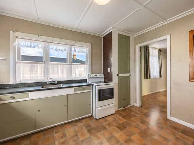 46 Titirangi Road, New Lynn