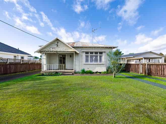 46 Titirangi Road, New Lynn