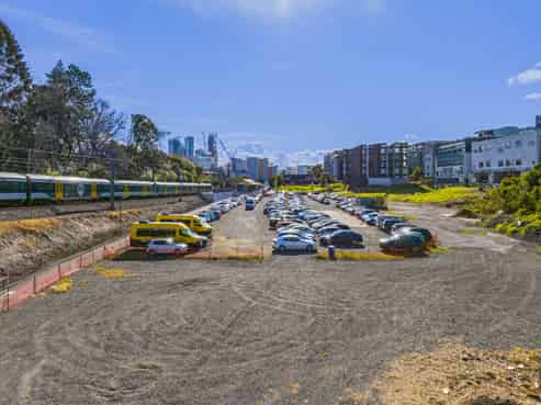 Scale Meets Flexibility in Parnell