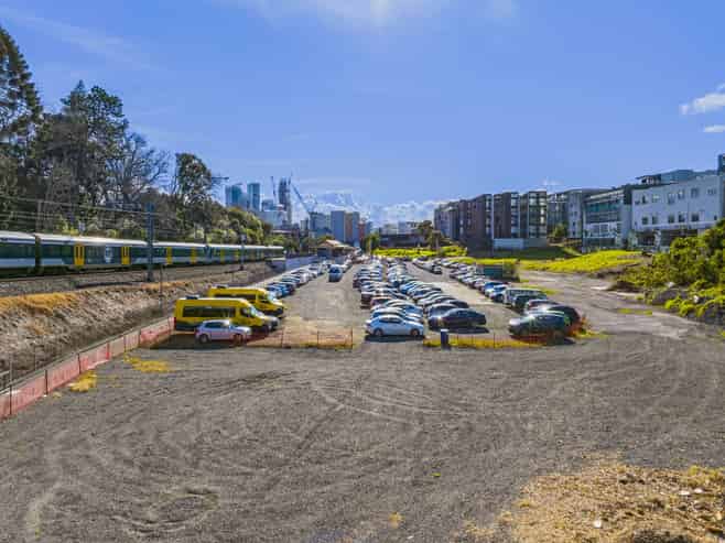 Scale Meets Flexibility in Parnell