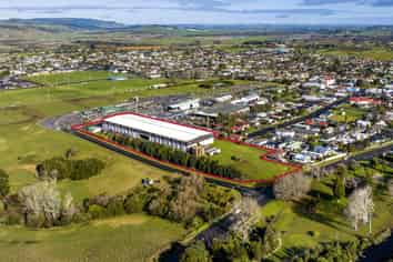 Functional 5,041sqm industrial facility for lease