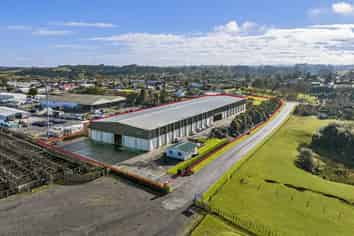 Functional 5,041sqm industrial facility for lease