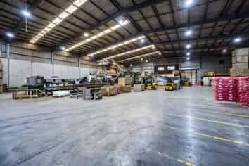 Functional 5,041sqm industrial facility for lease