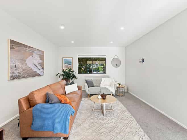 15 Lawry Street, Blagdon