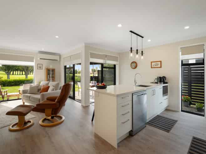 10 Prestwick Lane, Katikati