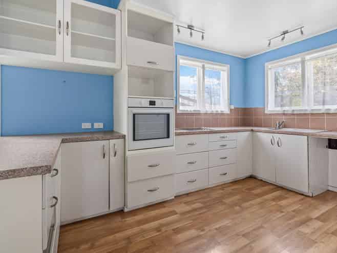 25 Central Avenue, Avenues