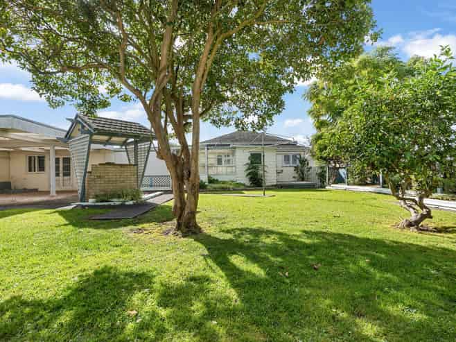 25 Central Avenue, Avenues