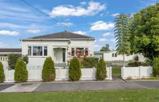 25 Central Avenue, Avenues