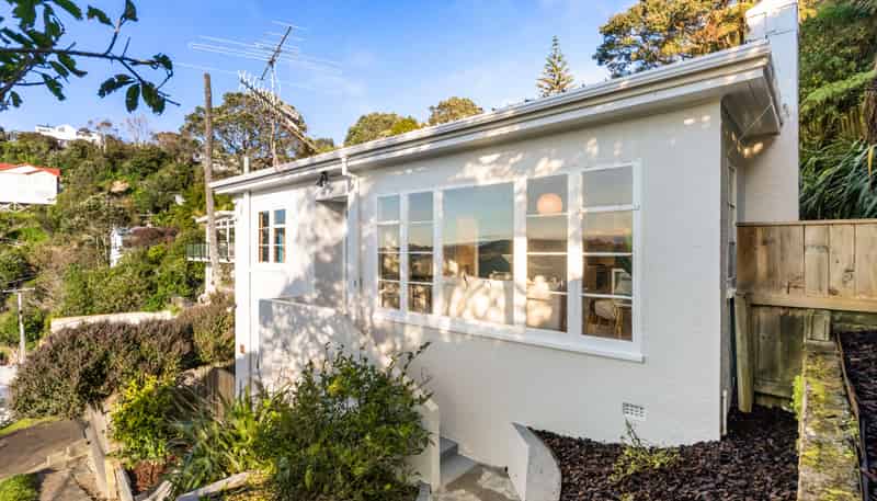 61 Farnham Street, Mornington