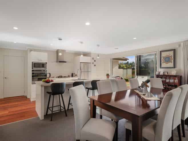 17 Ballantyne Way, Katikati