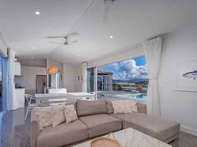 218 Hamiora Street, Matarangi