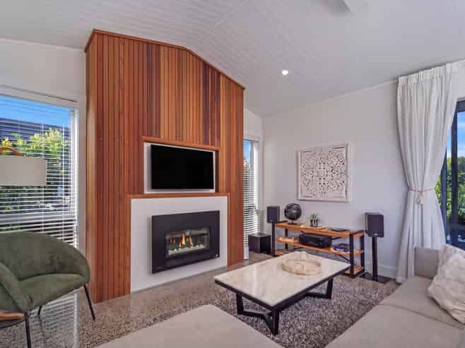 218 Hamiora Street, Matarangi