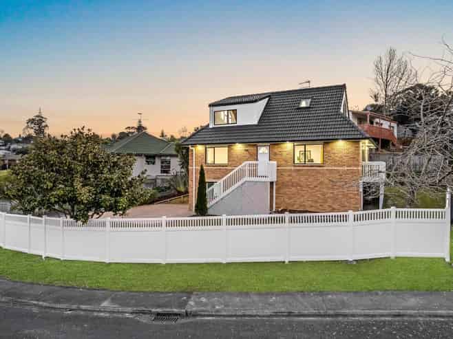 46 Vintage Drive, Henderson