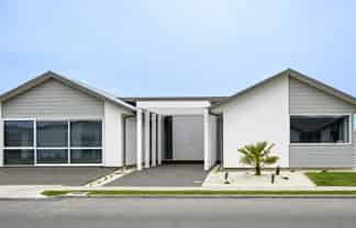 86 Southfield Drive, Lincoln