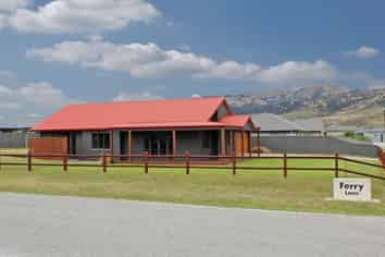 52 Ferry Lane, Cromwell