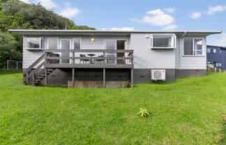12 Evesham Place, Newlands