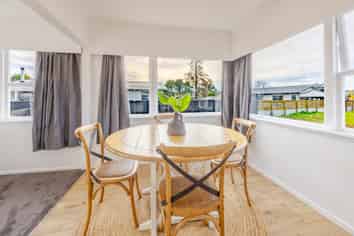 13 Latham Stubbs Crescent, Waipawa