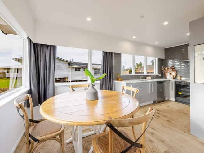 13 Latham Stubbs Crescent, Waipawa