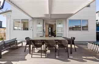 13 Thistle Close, Beachlands