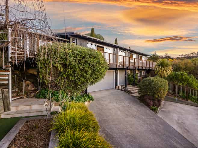 53 Soleares Avenue, Mount Pleasant