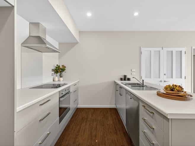 15 St Peters Close, Woolston
