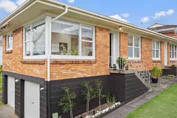 1/8 Ngataringa Road, Devonport
