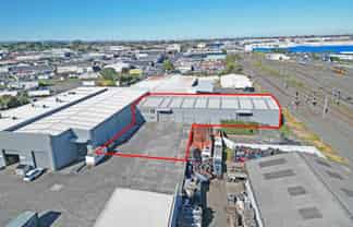 READY-RACKED OTAHUHU WAREHOUSE
