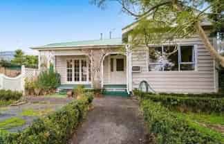 67 Broadway, Waitara