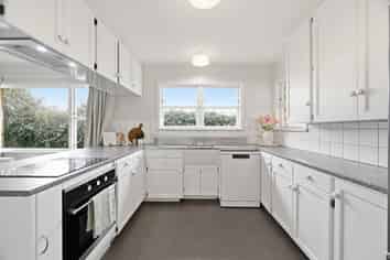 8 Mildred Place, Springfield