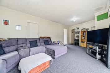 338 Clayton Road, Pukehangi