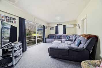 338 Clayton Road, Pukehangi