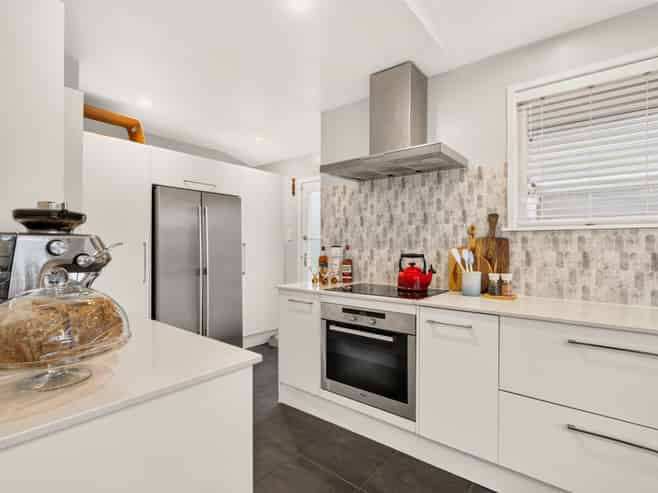 12 Maude Street, Riverhead