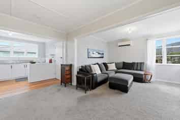 6 Haynes Crescent, Sunnybrook