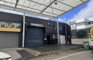 Functional warehouse and covered loading area