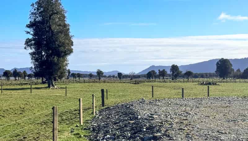 288 State Highway 6, Fox Glacier