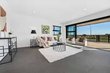 101/28 Shortfin Place, Flat Bush