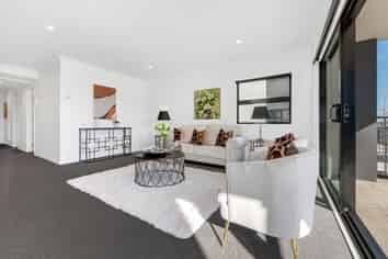 101/28 Shortfin Place, Flat Bush