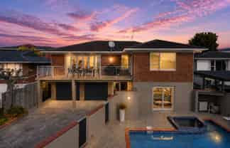5 Tanoa Place, Glendene
